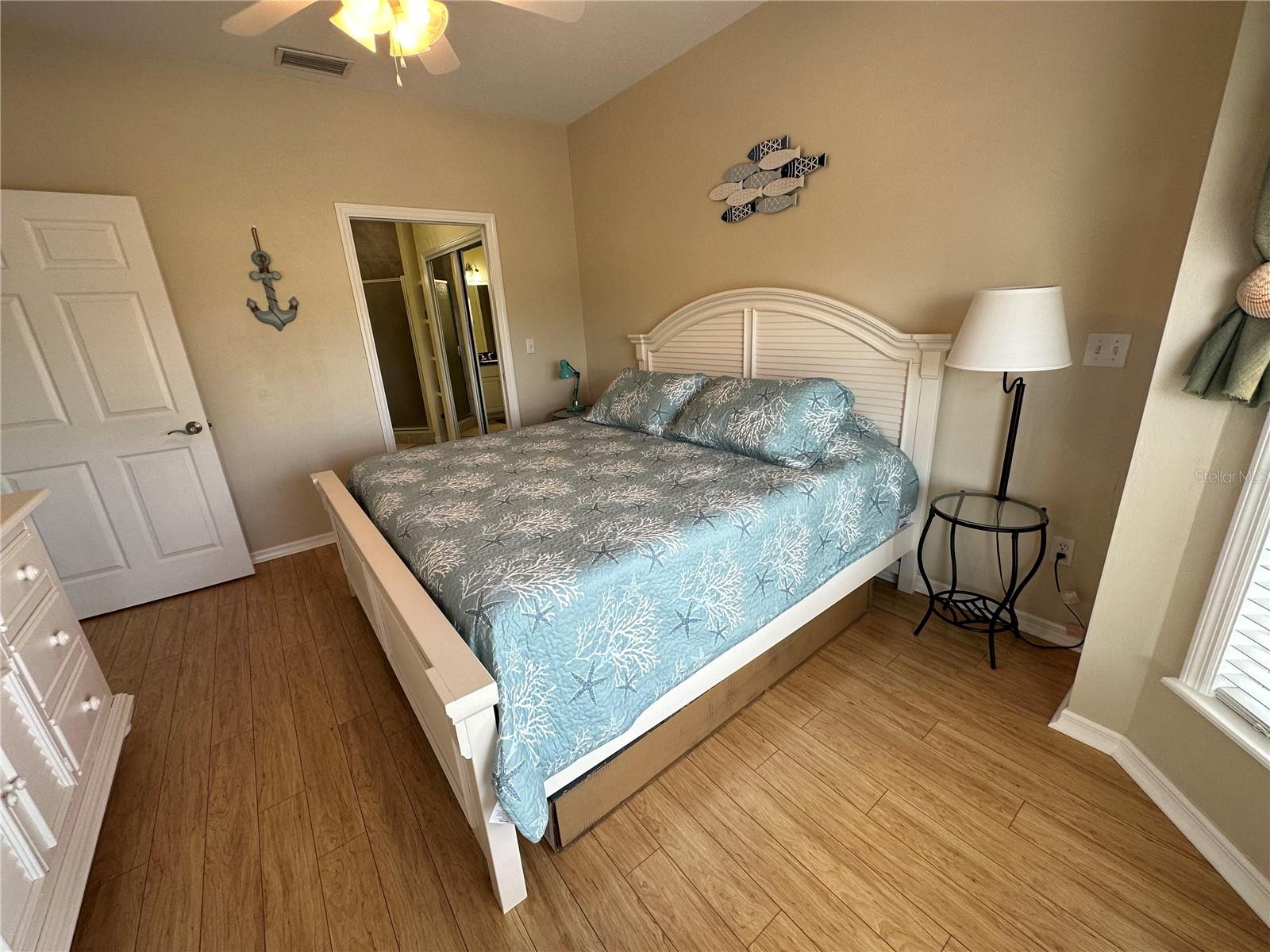 Image 12 of 32 For 54 Se 910 Avenue #210