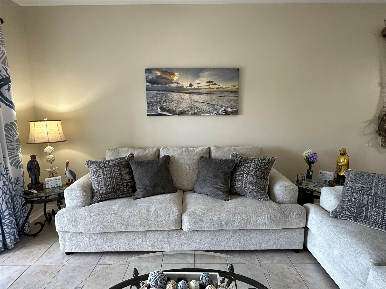 Image 15 of 32 For 54 Se 910 Avenue #210