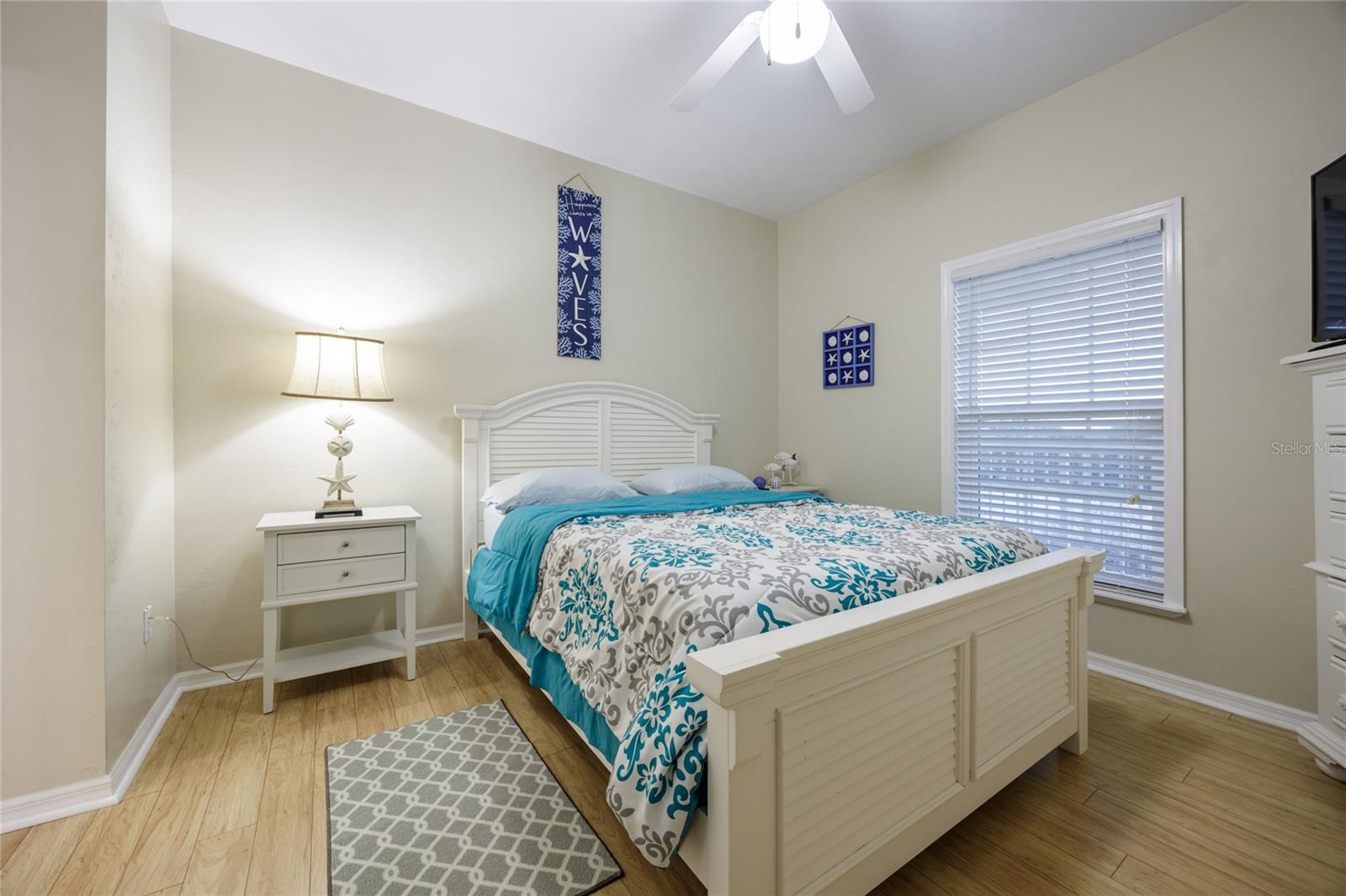 Image 33 of 44 For 54 Se 910 Avenue #210