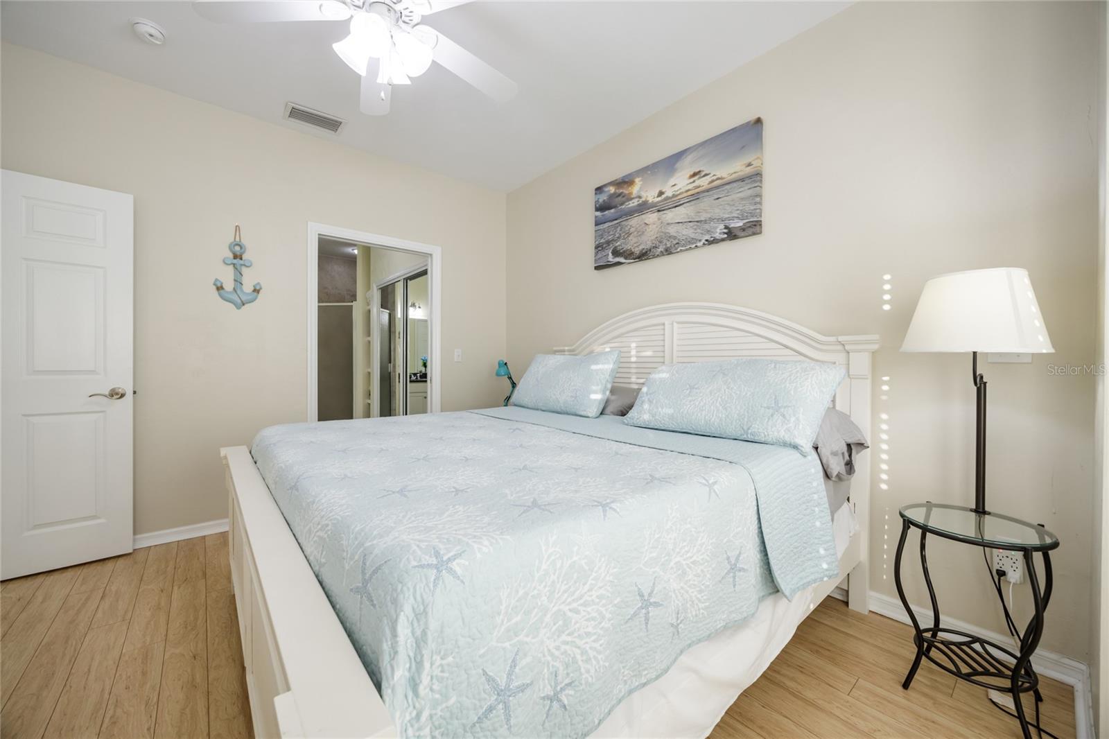 Image 38 of 44 For 54 Se 910 Avenue #210