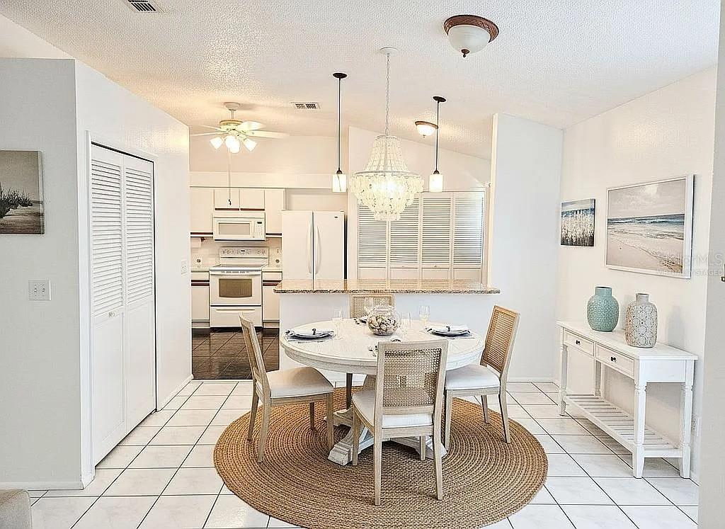 Image 10 of 32 For 5563 Garden Grove Circle