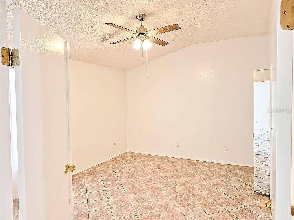 Image 17 of 32 For 5563 Garden Grove Circle