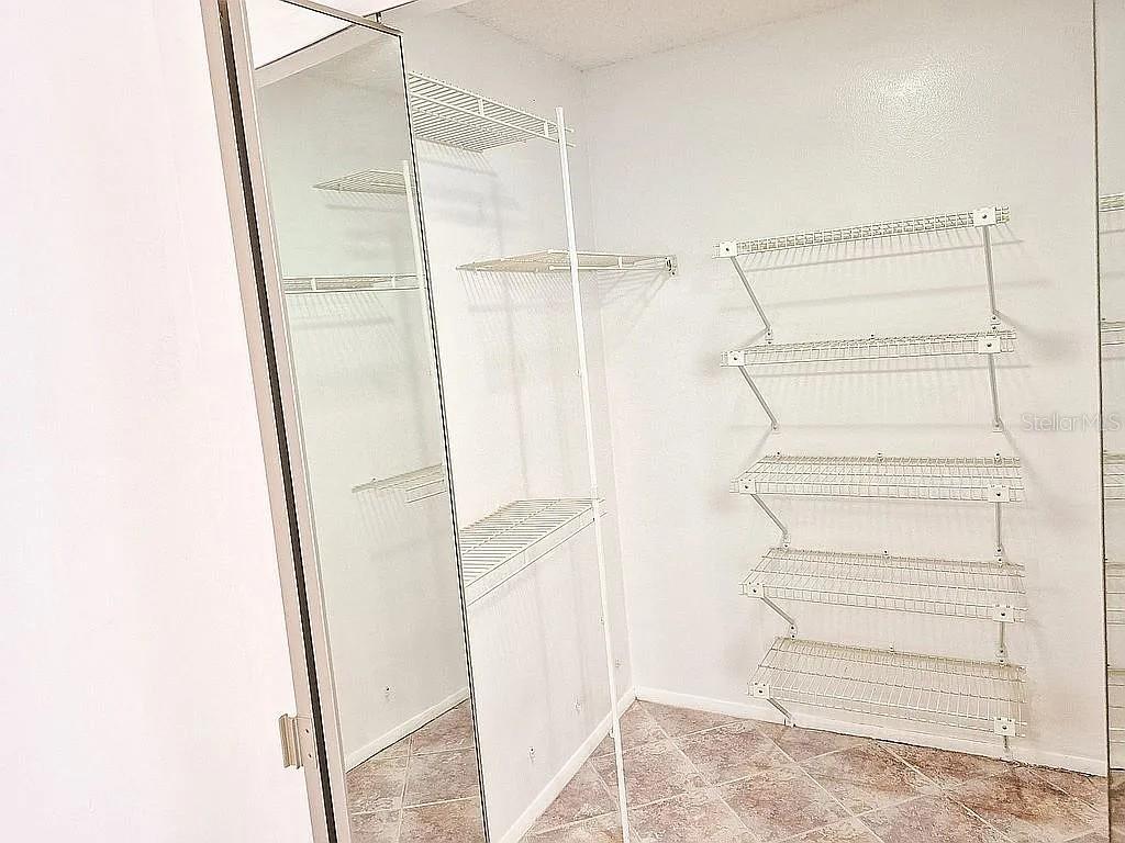 Image 18 of 32 For 5563 Garden Grove Circle