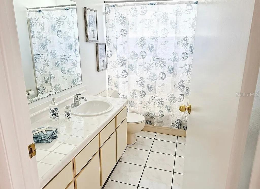 Image 19 of 32 For 5563 Garden Grove Circle