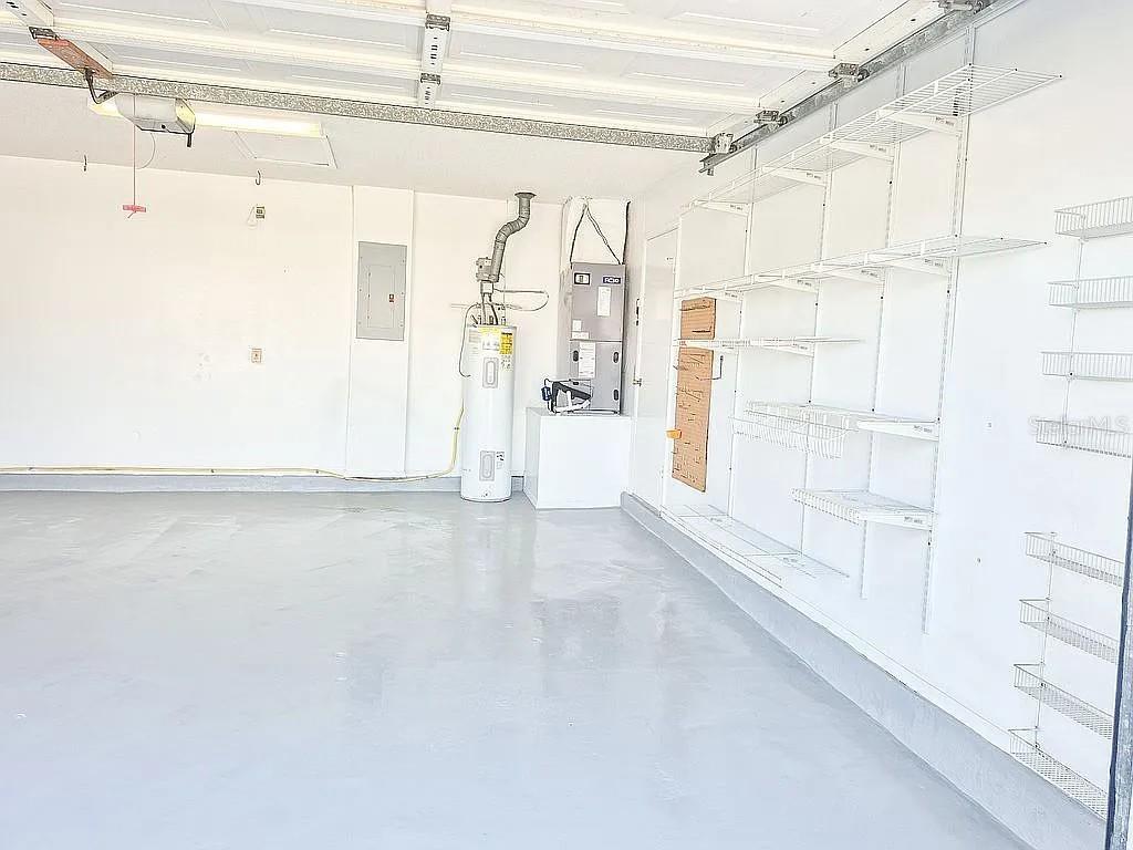 Image 27 of 32 For 5563 Garden Grove Circle