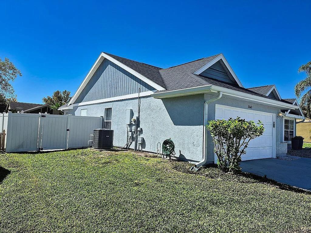 Image 31 of 32 For 5563 Garden Grove Circle