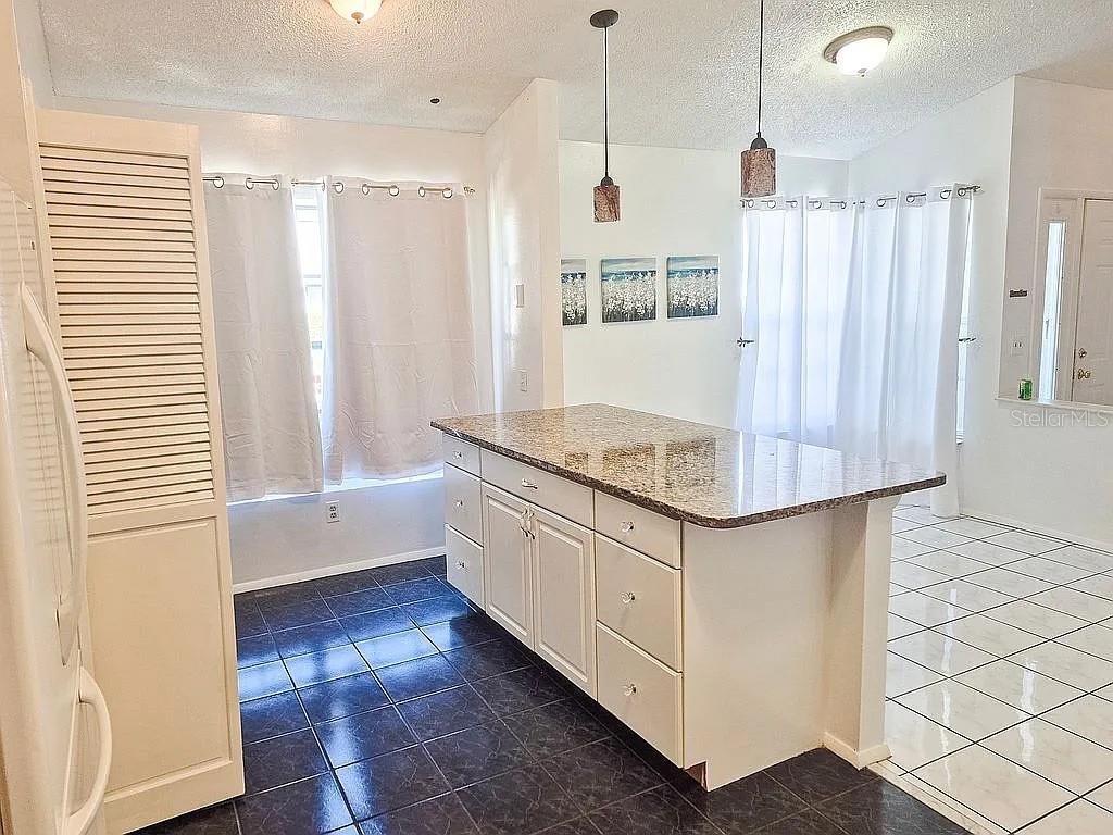 Image 9 of 32 For 5563 Garden Grove Circle