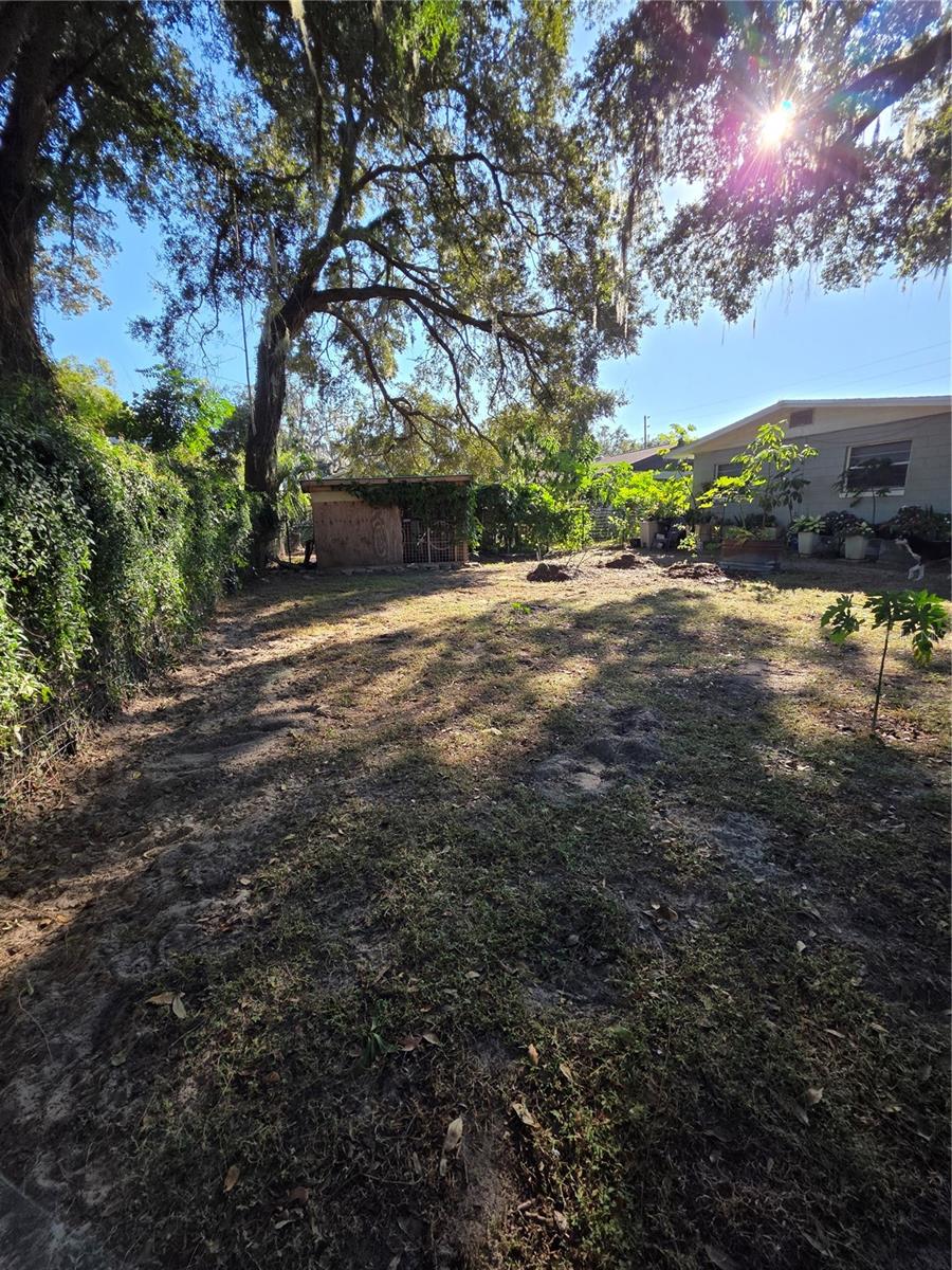 Image 24 of 25 For 804 Lone Oak Drive