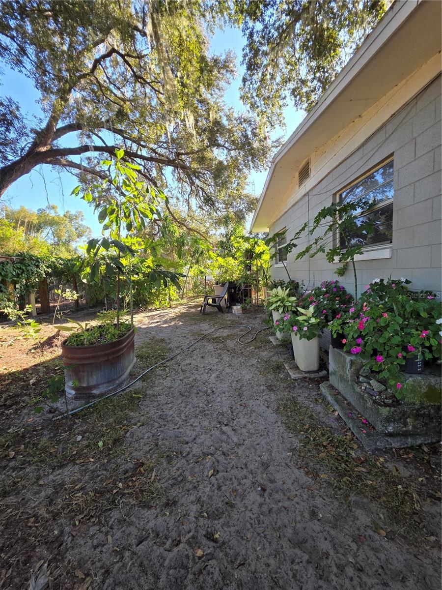 Image 25 of 25 For 804 Lone Oak Drive