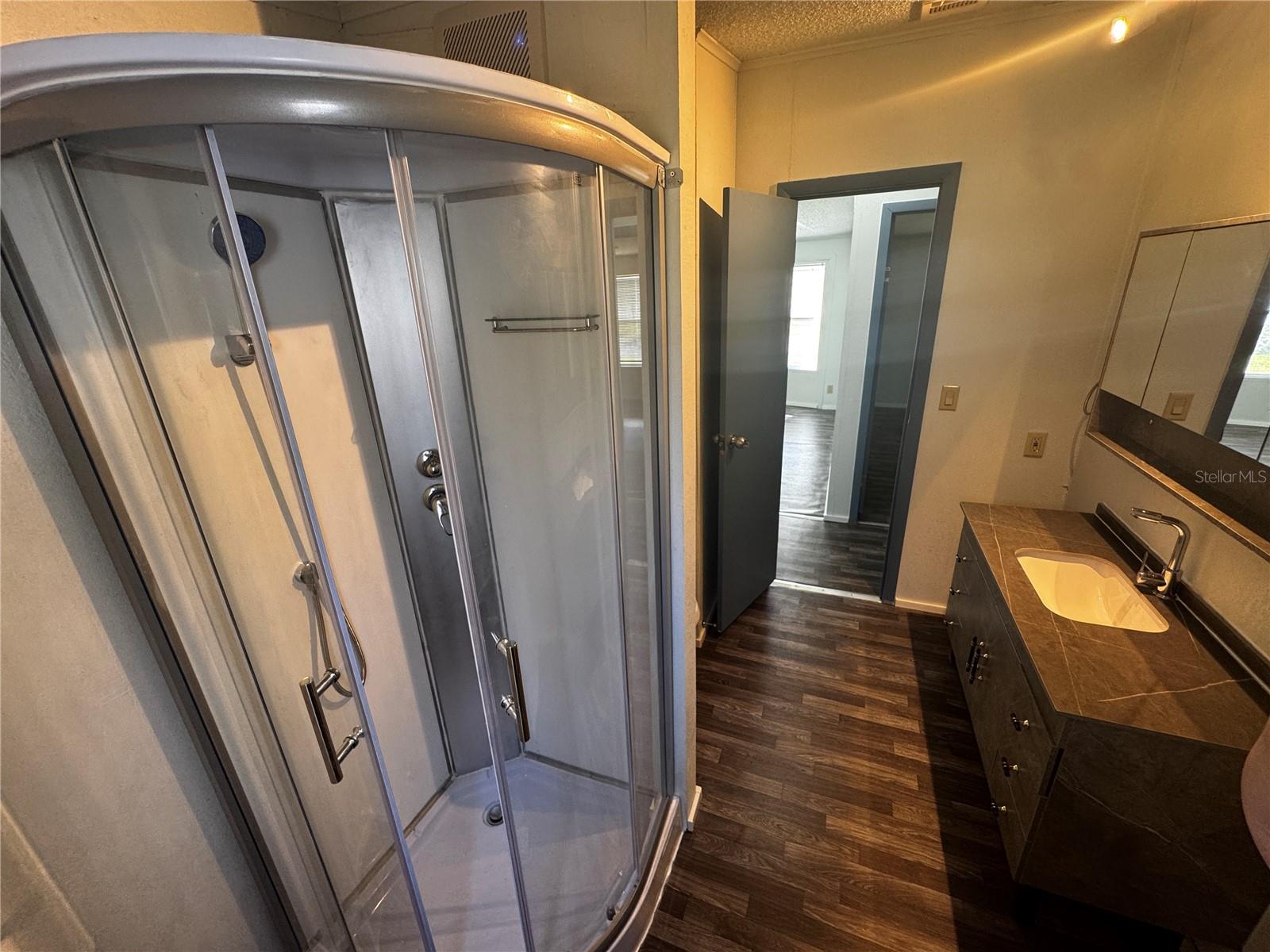 Image 11 of 19 For 1827 Leesburg Boulevard