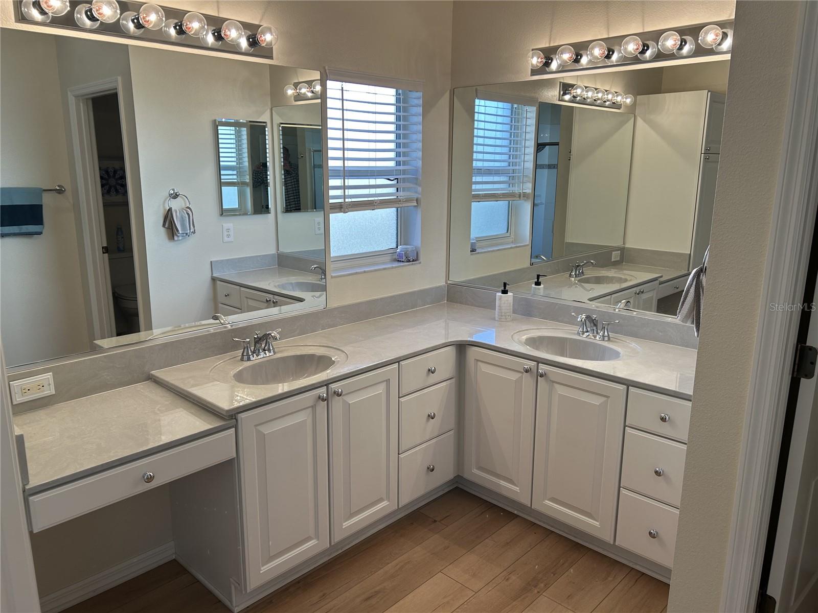 Image 8 of 14 For 3057 Saint Thomas Lane