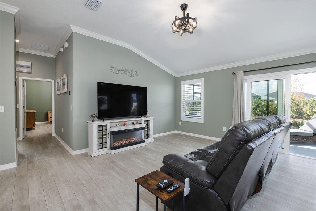 Image 9 of 45 For 1794 Brody Court