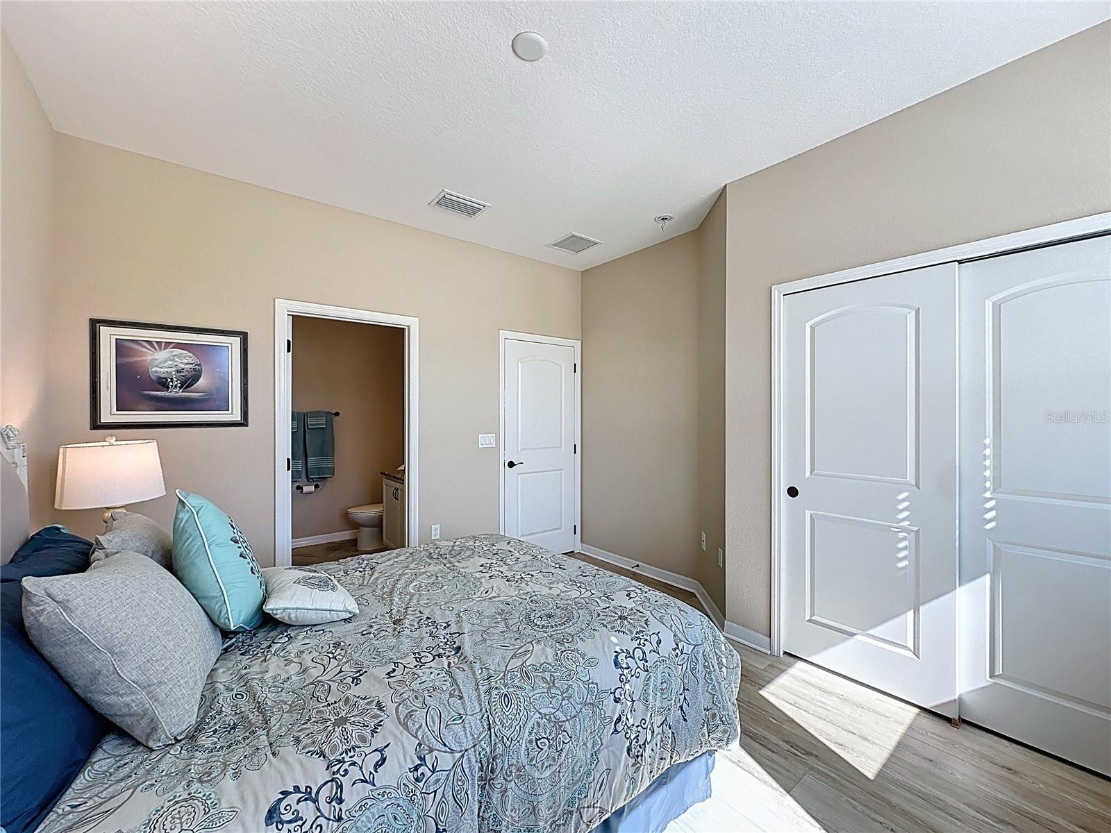 Image 21 of 82 For 615 Conservation Boulevard