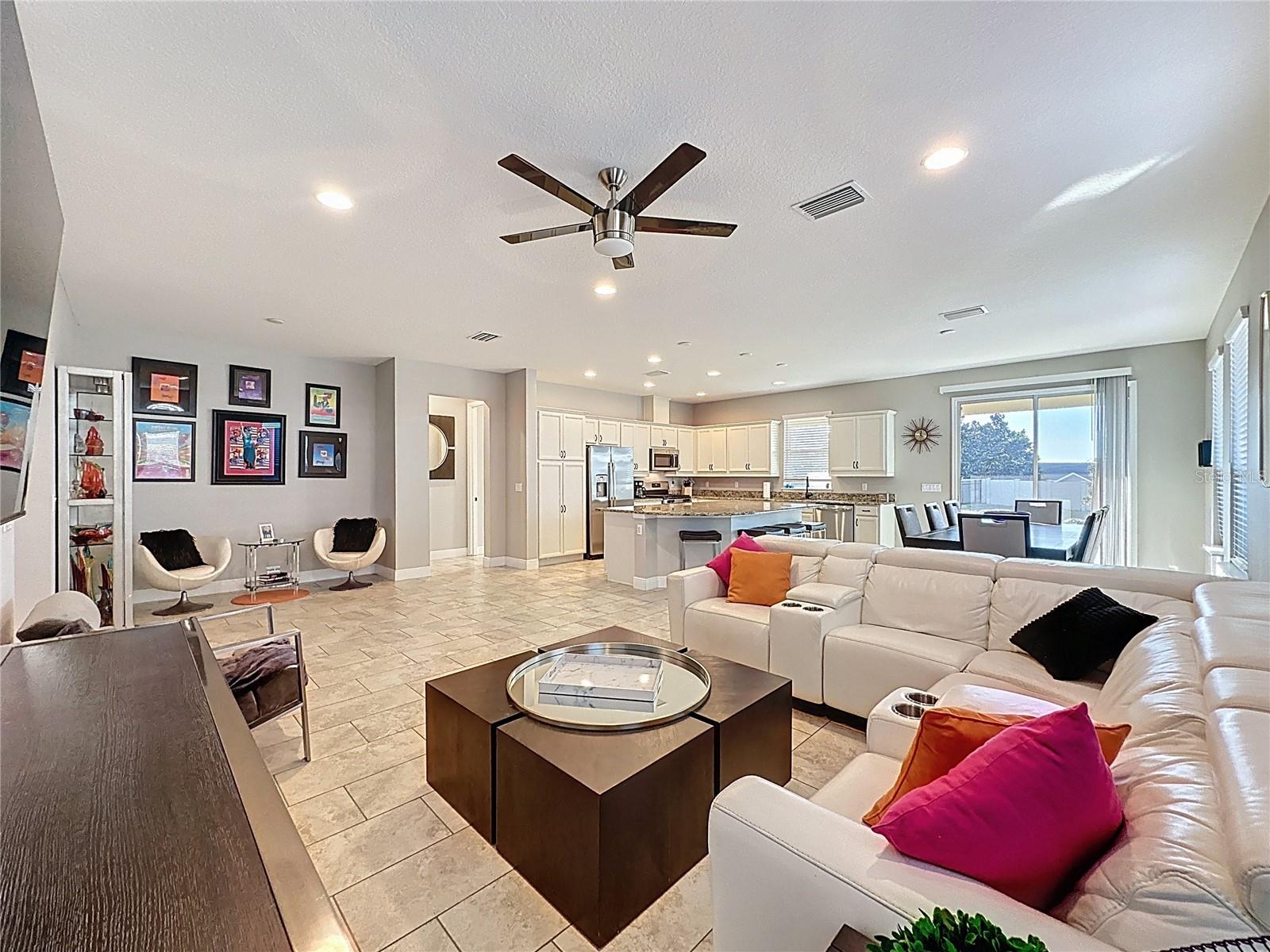 Image 10 of 79 For 115 Silver Maple Road