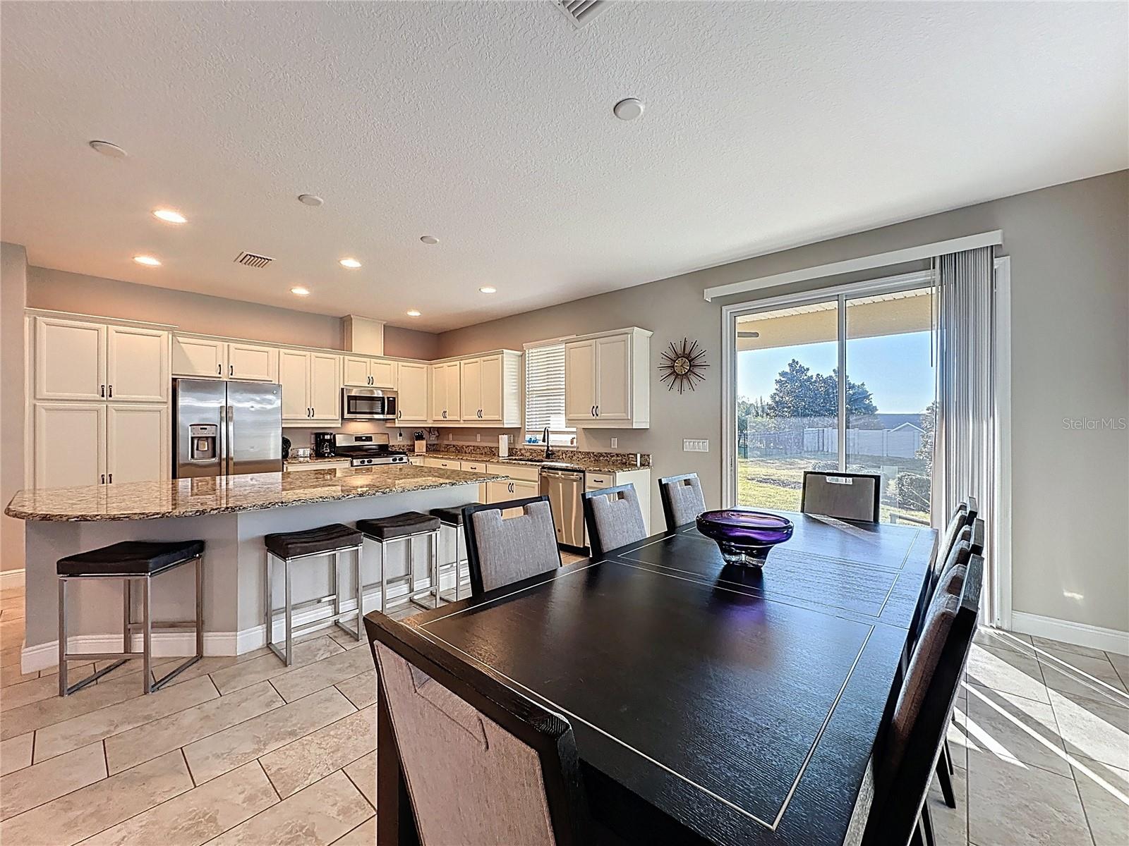 Image 18 of 79 For 115 Silver Maple Road