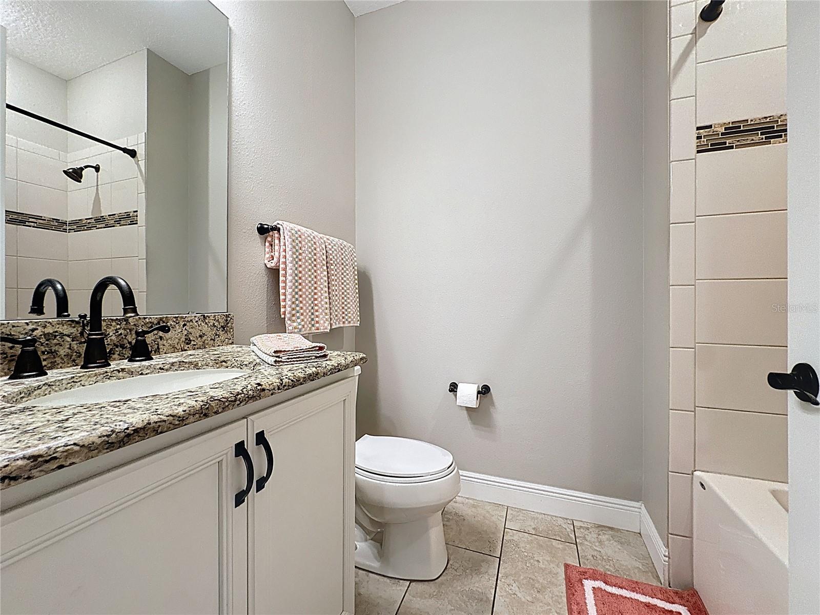 Image 25 of 79 For 115 Silver Maple Road