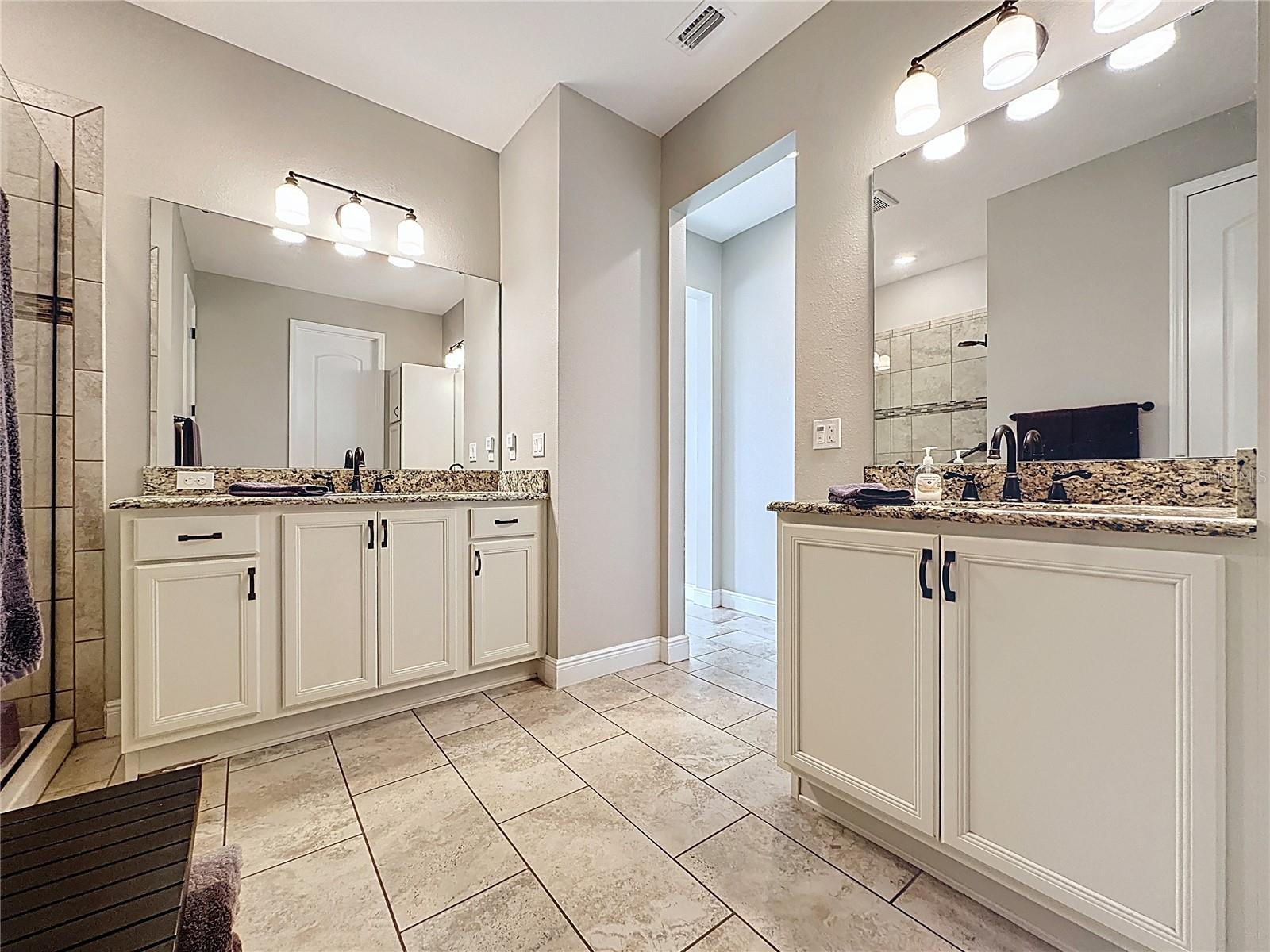 Image 28 of 79 For 115 Silver Maple Road