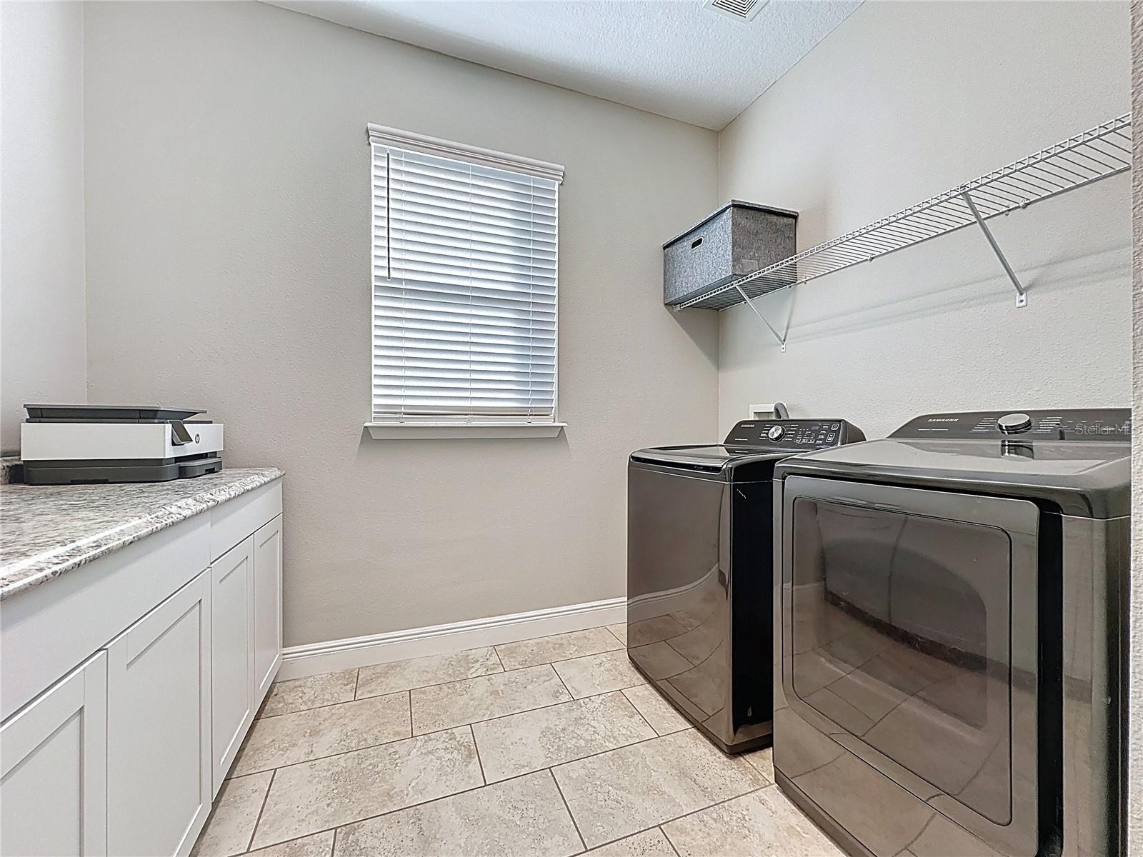 Image 39 of 79 For 115 Silver Maple Road