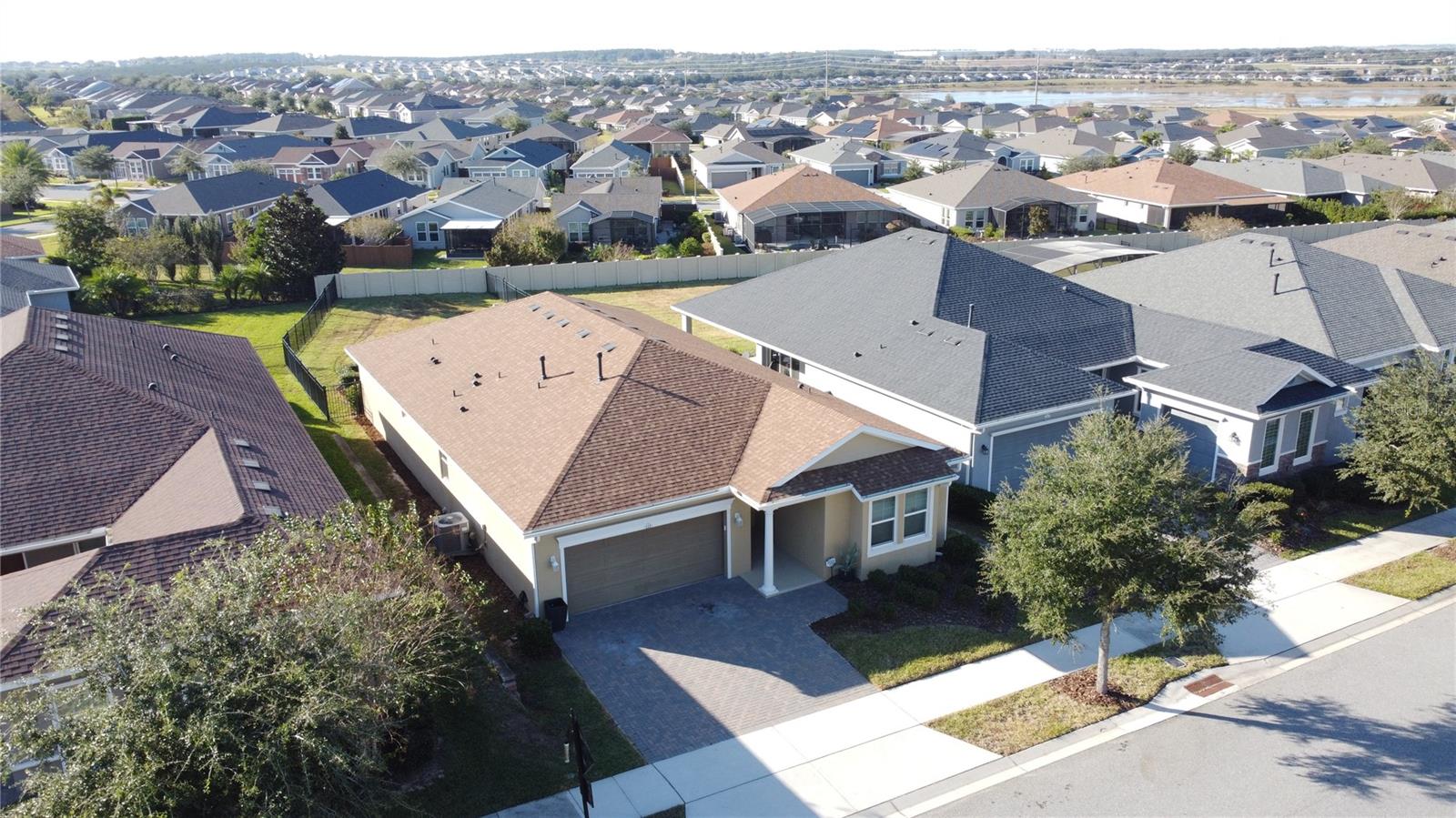 Image 48 of 79 For 115 Silver Maple Road