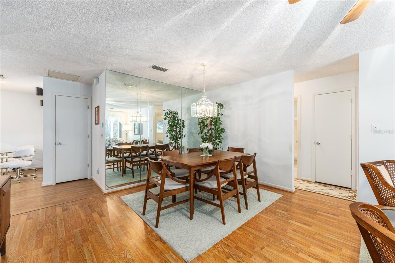 Image 14 of 46 For 9257 82nd Terrace B