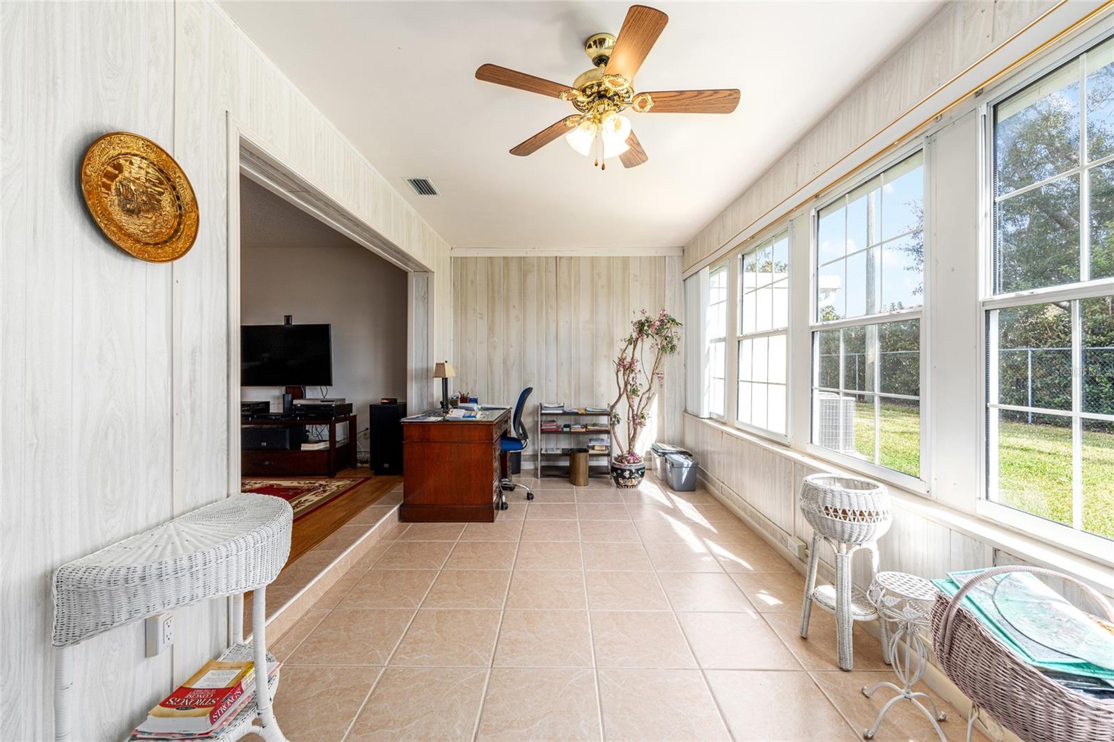 Image 36 of 46 For 9257 82nd Terrace B