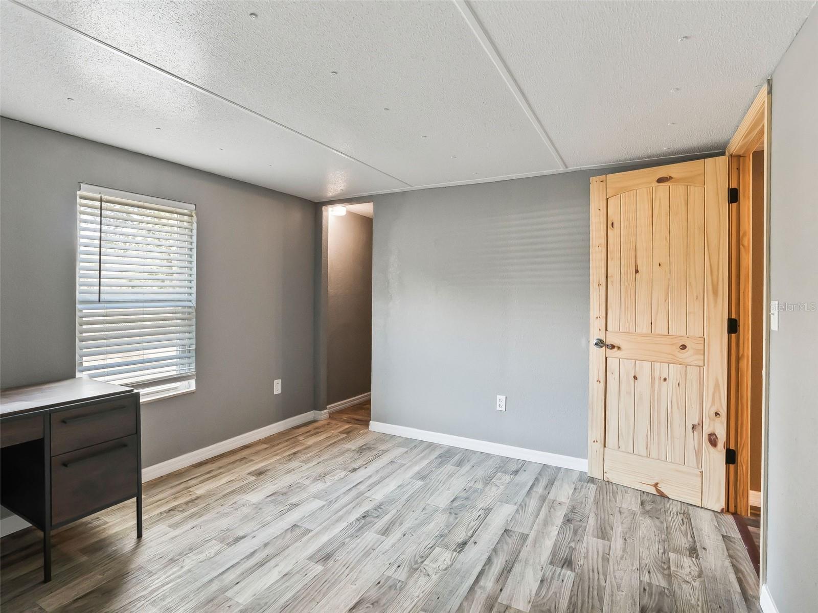 Image 22 of 37 For 17586 133rd Court