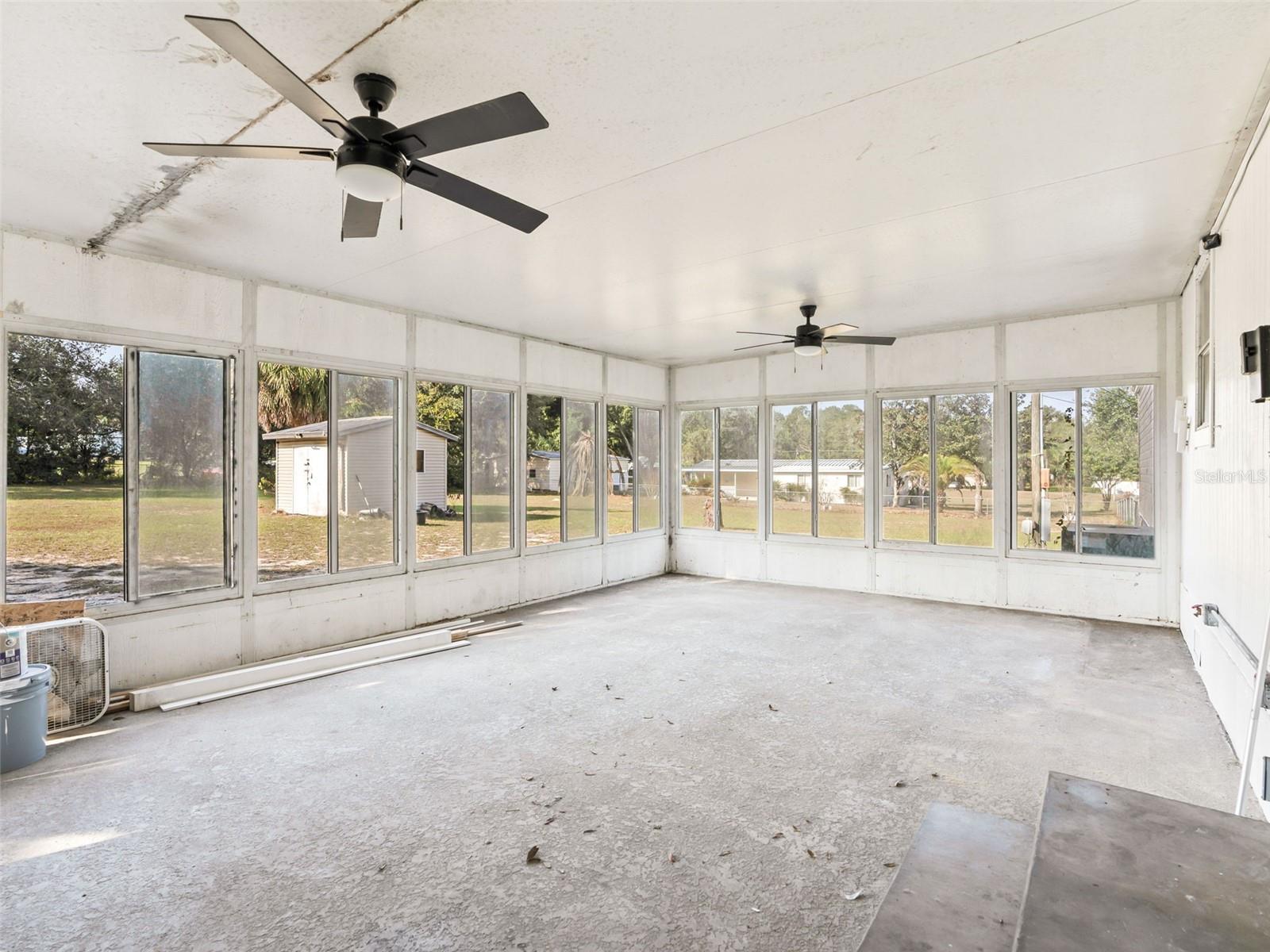 Image 25 of 37 For 17586 133rd Court