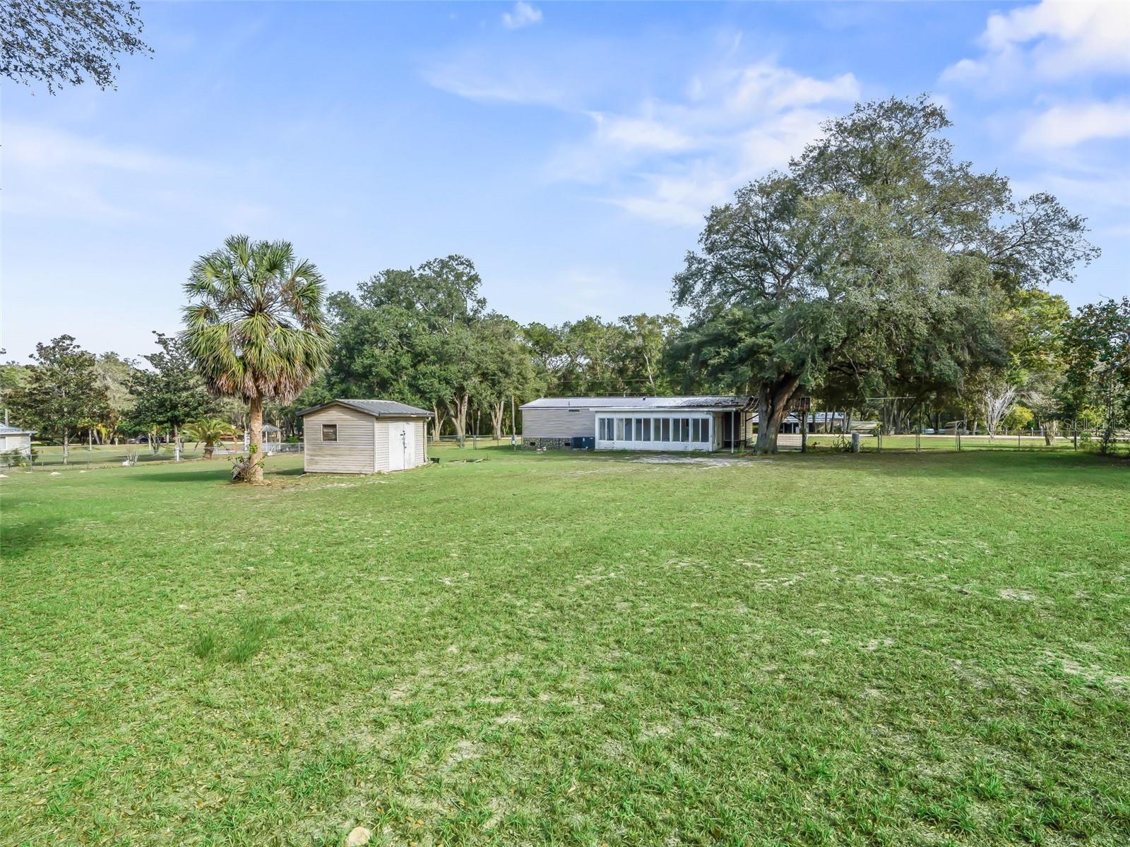 Image 32 of 37 For 17586 133rd Court