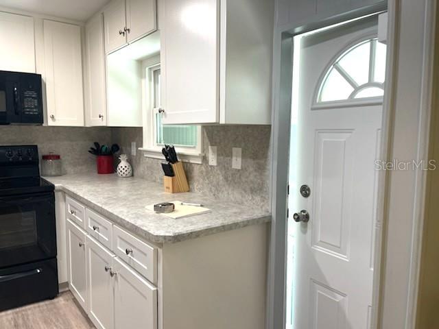 Image 17 of 32 For 64 Bobwhite Rd