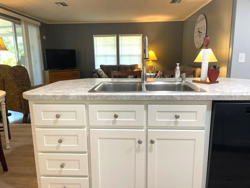 Image 18 of 32 For 64 Bobwhite Rd