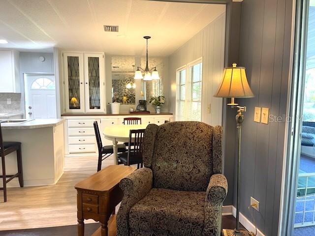 Image 20 of 32 For 64 Bobwhite Rd