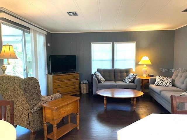 Image 9 of 32 For 64 Bobwhite Rd