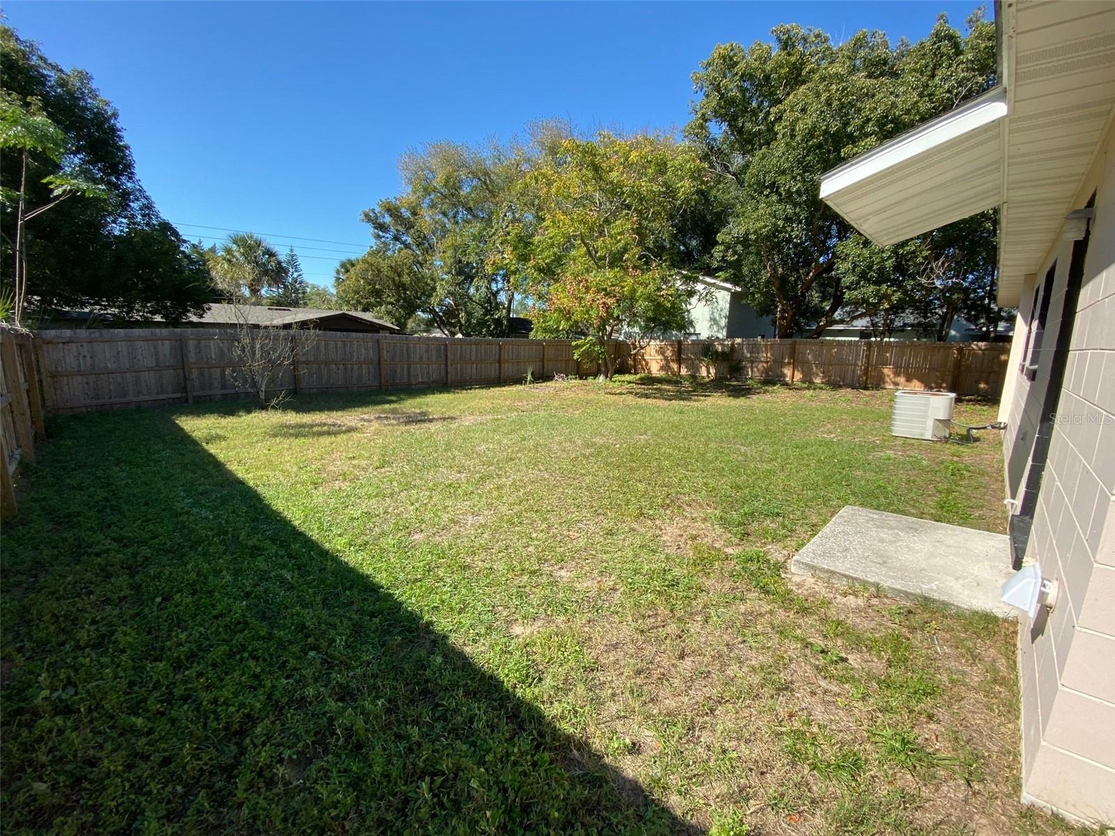 Image 6 of 7 For 607 Ridge Place