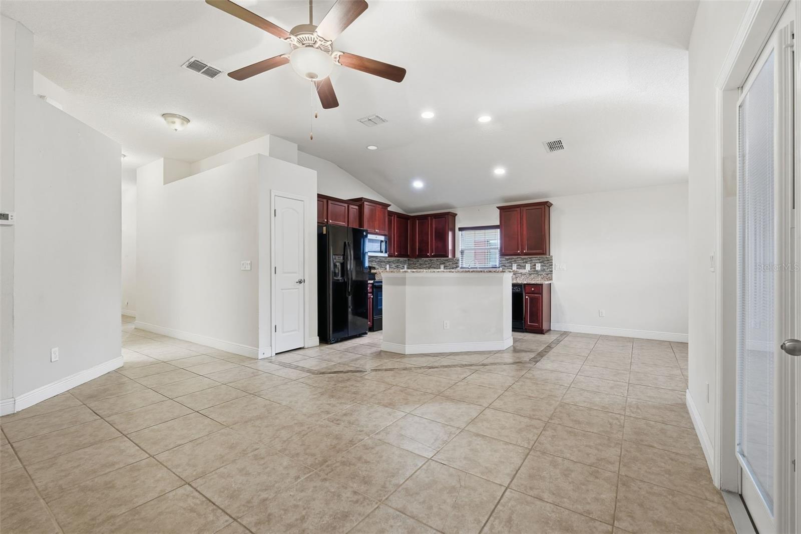 Image 2 of 43 For 2179 Bexley Drive