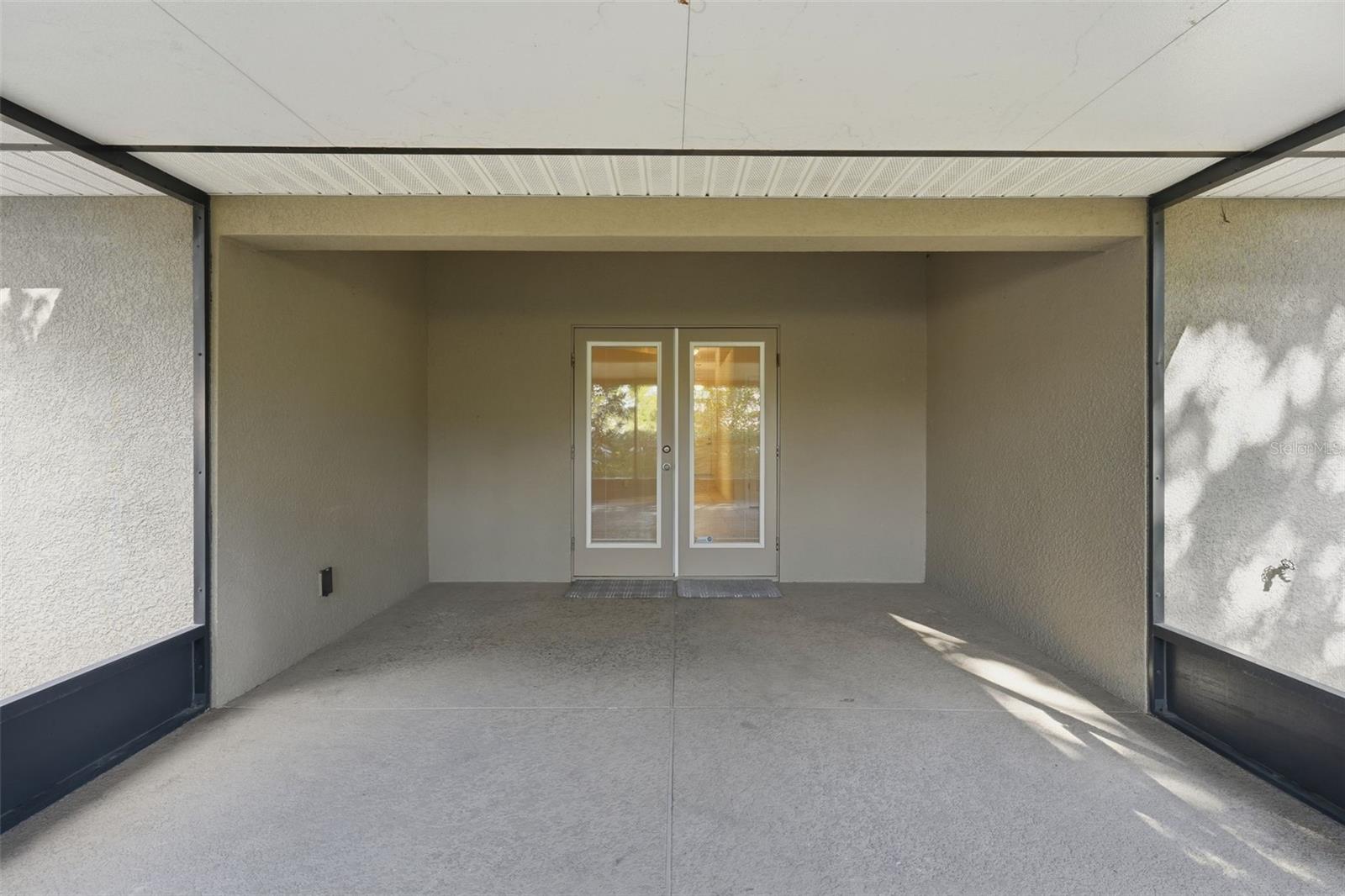 Image 31 of 43 For 2179 Bexley Drive