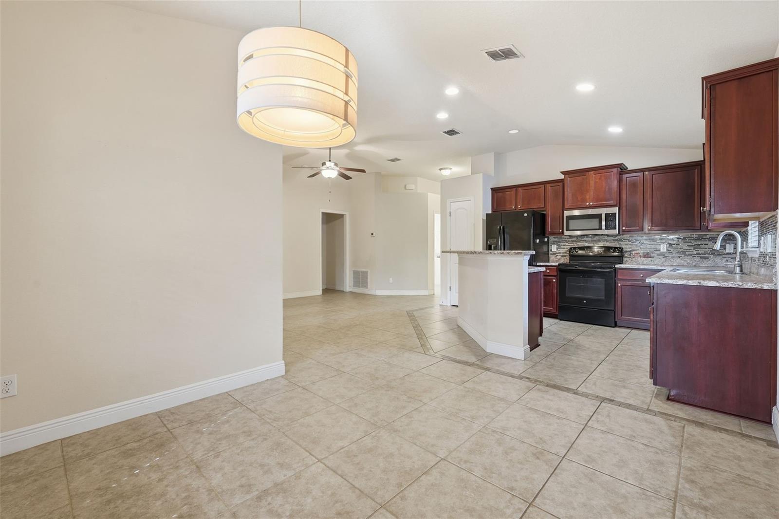 Image 5 of 43 For 2179 Bexley Drive