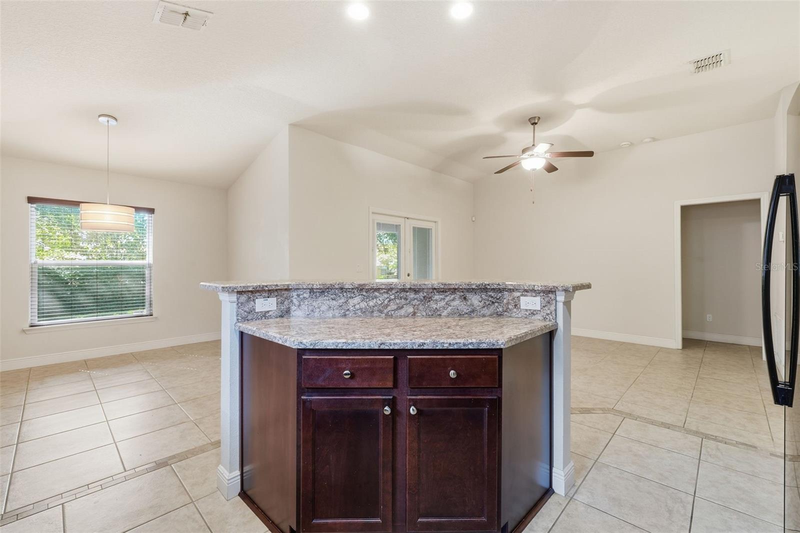 Image 7 of 43 For 2179 Bexley Drive