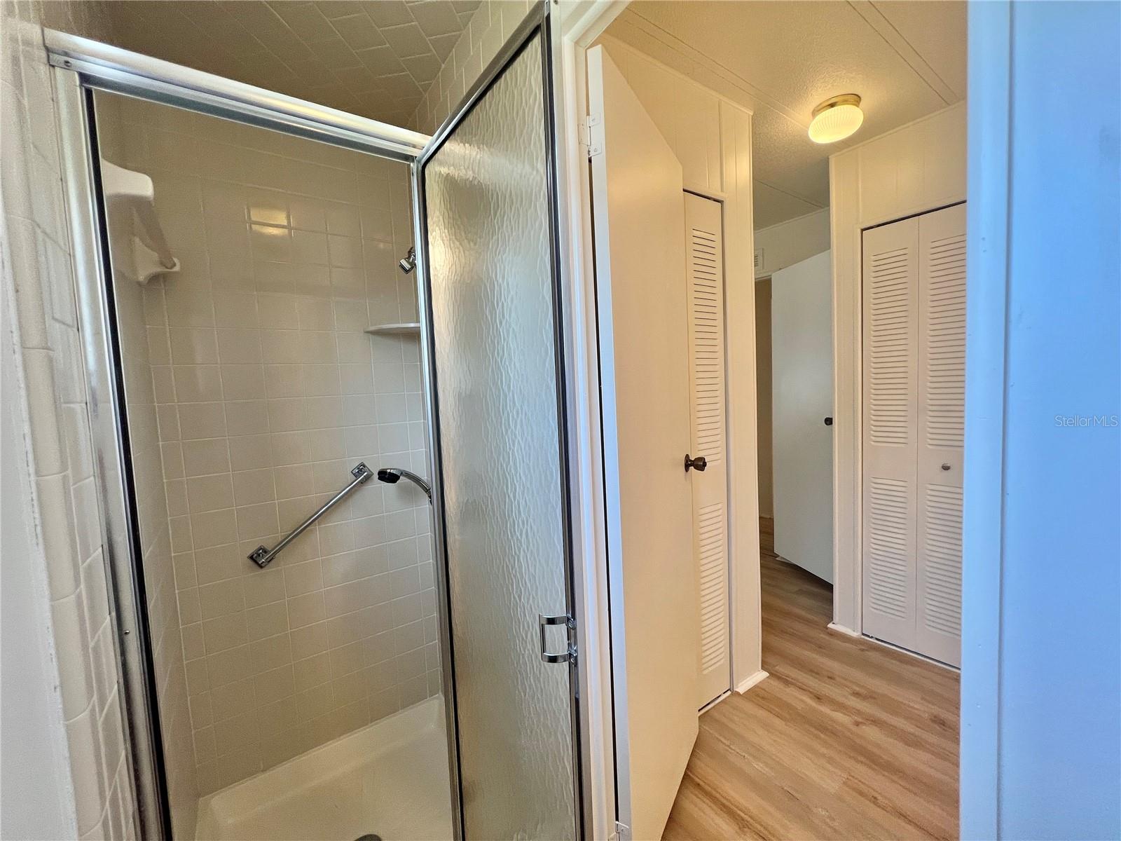 Image 33 of 52 For 222 Hawthorne Boulevard