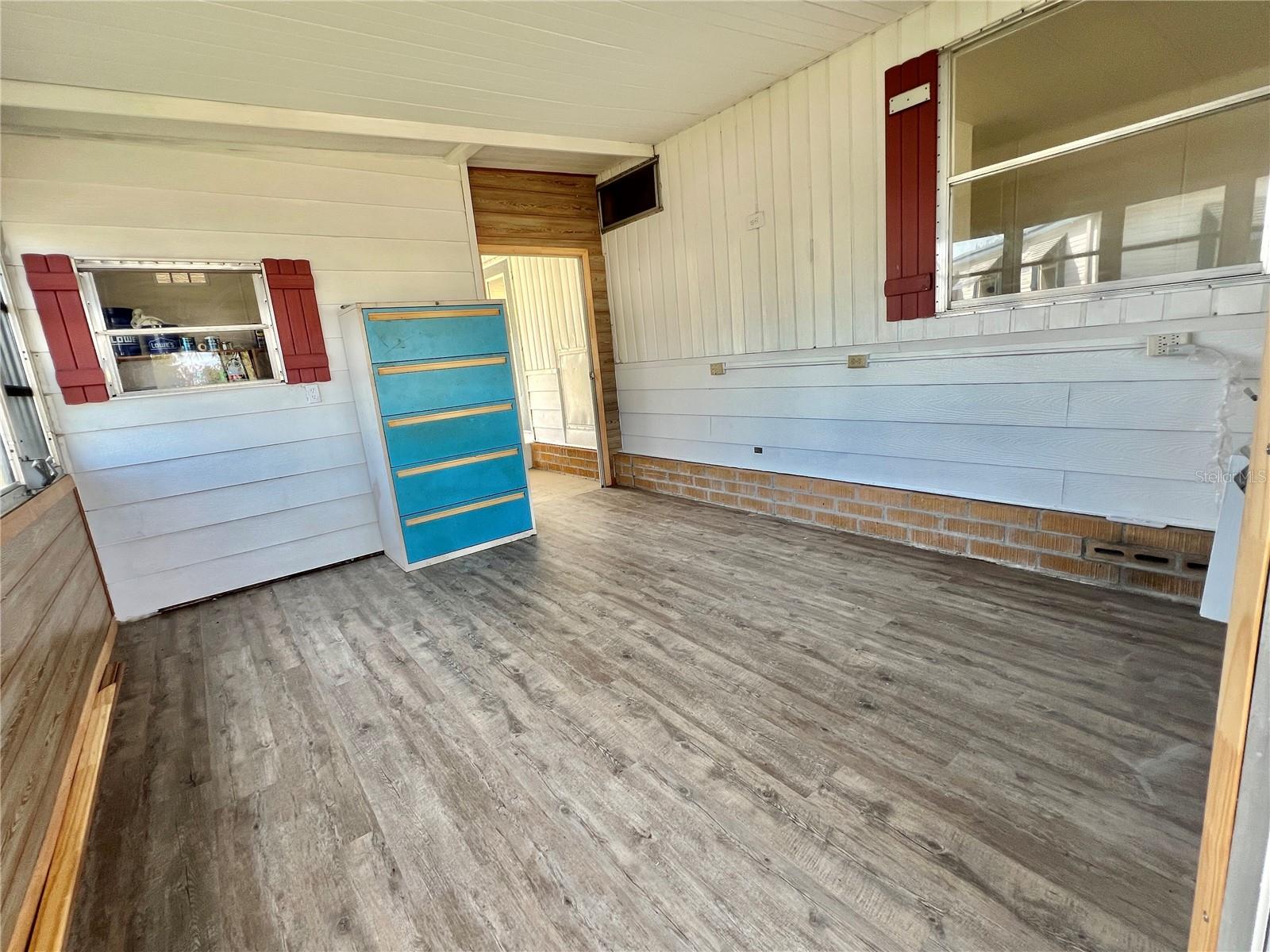 Image 40 of 52 For 222 Hawthorne Boulevard