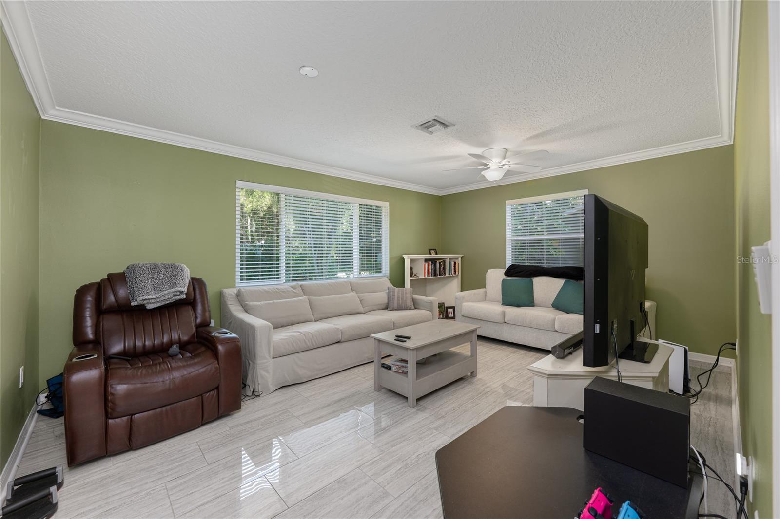 Image 13 of 29 For 4221 Lake Eleanor Drive