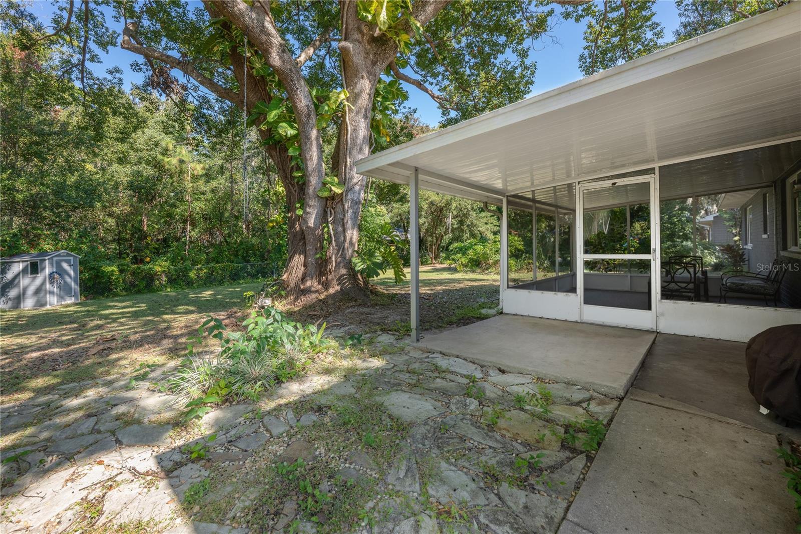 Image 25 of 29 For 4221 Lake Eleanor Drive