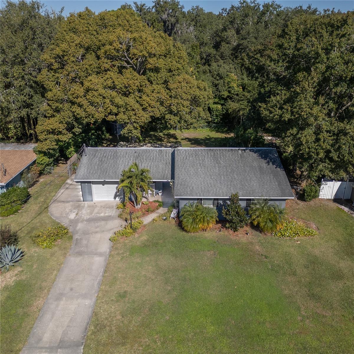 Image 5 of 29 For 4221 Lake Eleanor Drive