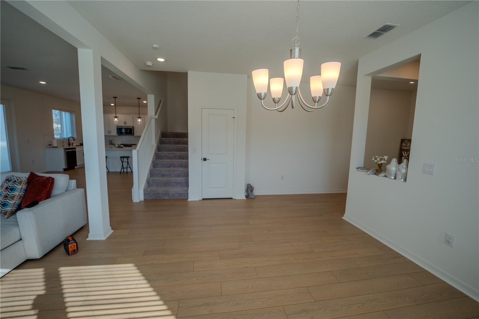 Image 12 of 21 For 9660 Westside Hills Drive