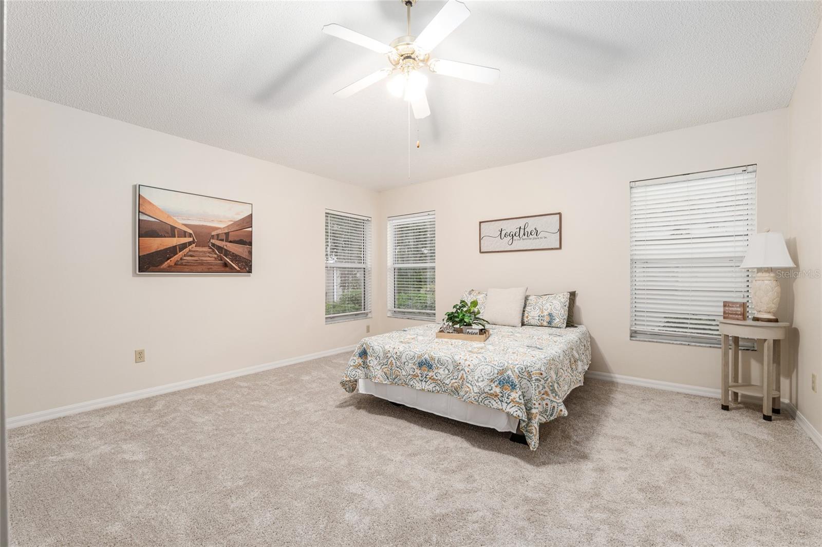 Image 27 of 49 For 703 Melendez Way