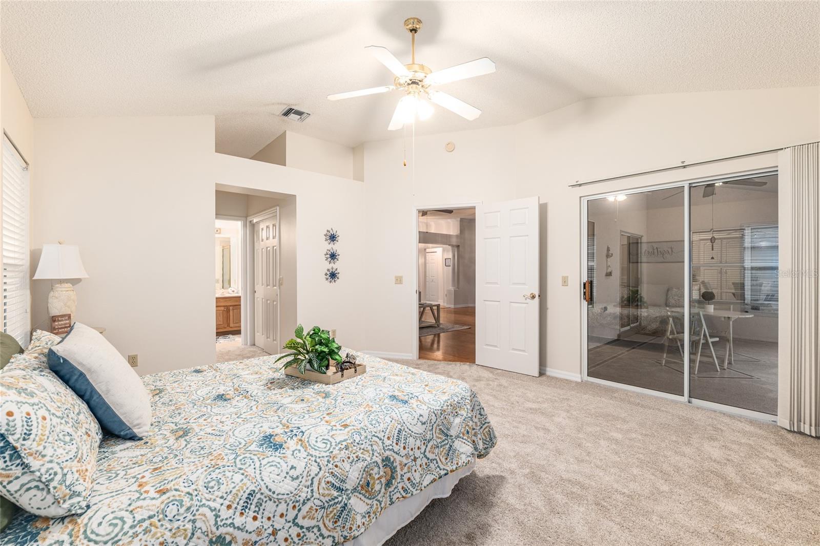 Image 34 of 49 For 703 Melendez Way