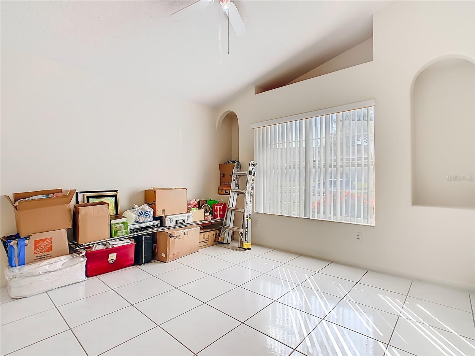 Image 11 of 27 For 15933 Bay Vista Drive