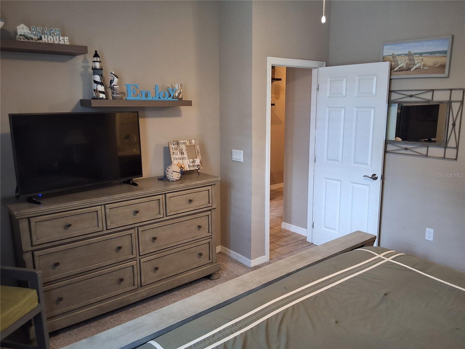 Image 6 of 44 For 602 Conservation Boulevard