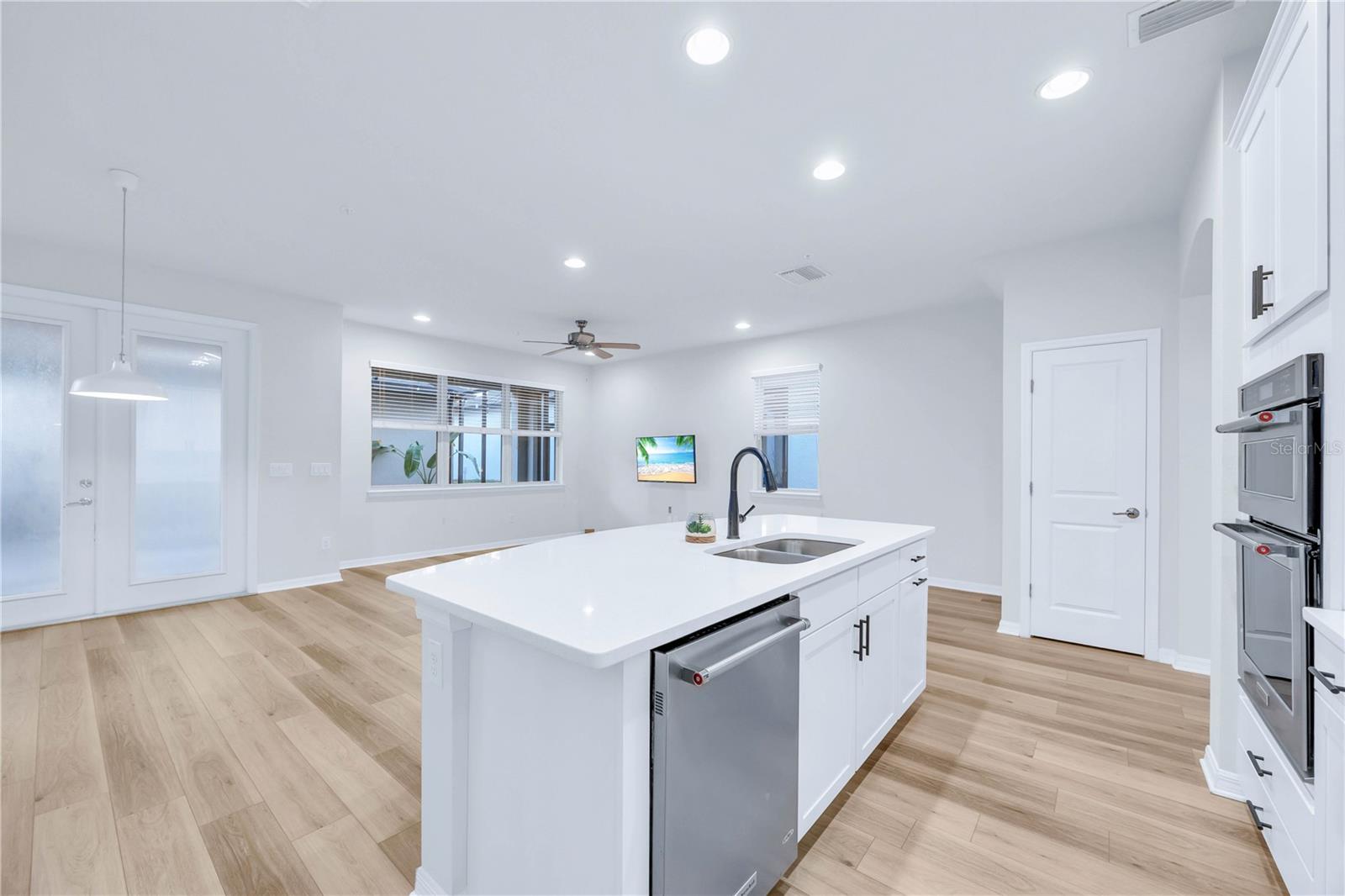 Image 14 of 44 For 7179 Spring Park Drive