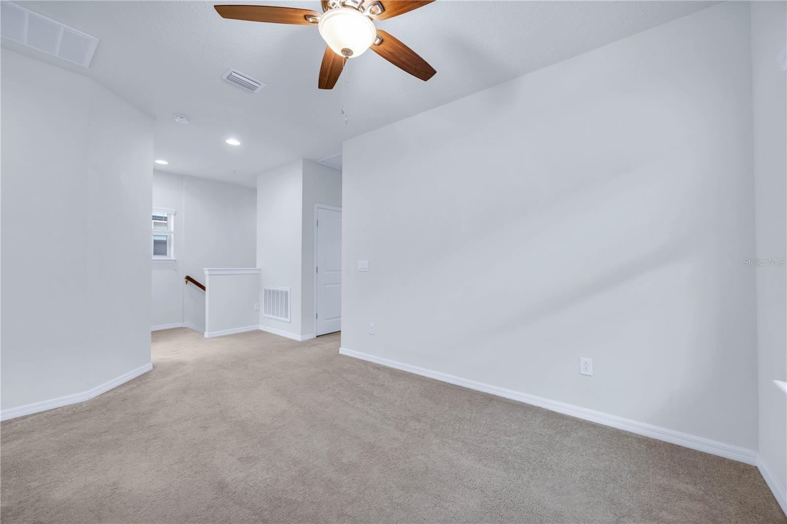 Image 19 of 44 For 7179 Spring Park Drive