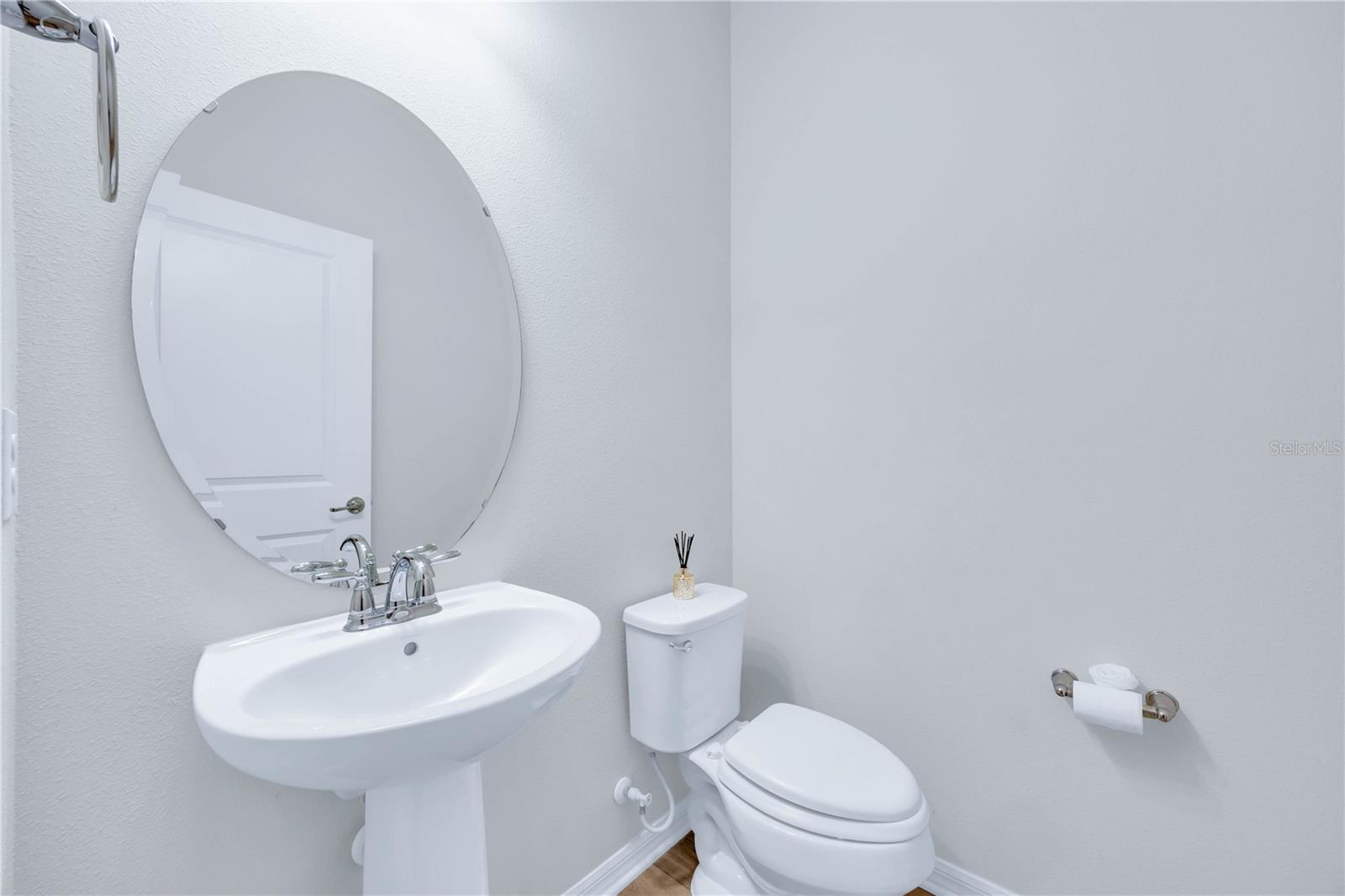 Image 8 of 44 For 7179 Spring Park Drive